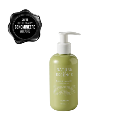 Haarmasker voor droog haar in een olijfgroene 200 ml fles met pomp, genomineerd voor de Dutch Beauty Awards.