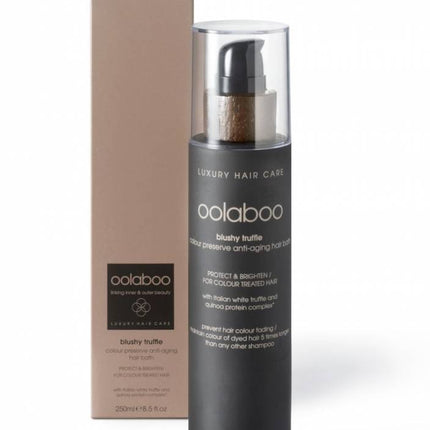Een Oolaboo shampoo, speciaal aanbevolen voor gekleurd haar, vegan.